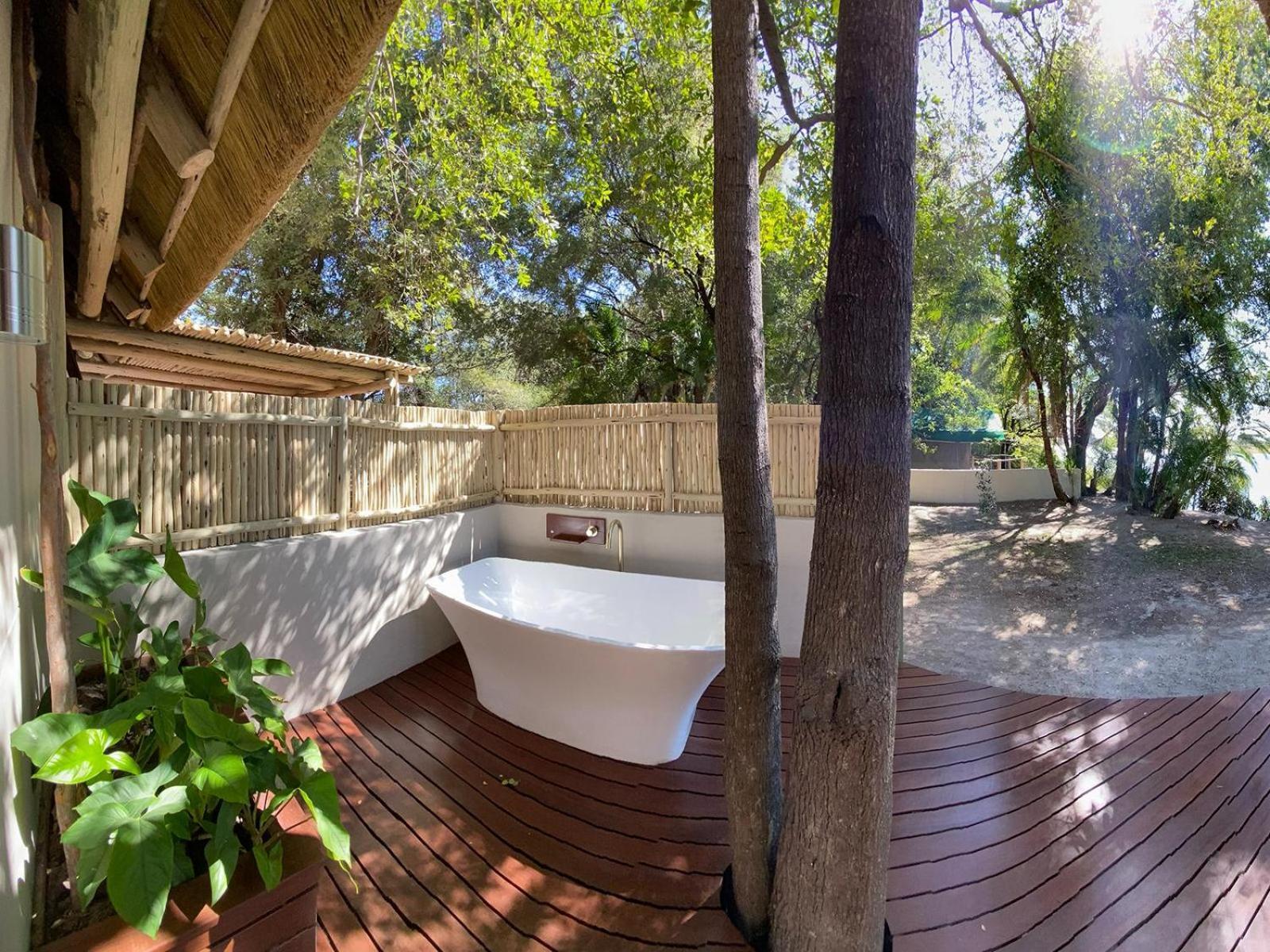 Ndhovu Safari Lodge Mahango Экстерьер фото